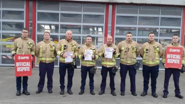 Drogheda-fire-fighters