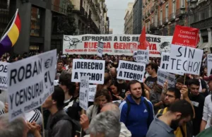 Las protestas contra el aumento vertiginoso del costo de la vivienda se extienden por toda España al tiempo que el Parlamento vota en contra de la prohibición de los desahucios