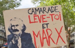 La revuelta europea se extiende a Italia