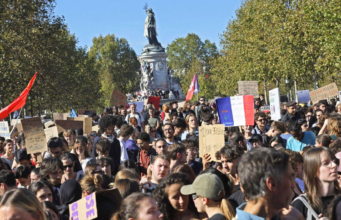 Francia: a pesar de la represión, los estudiantes de secundaria continuan su movilización