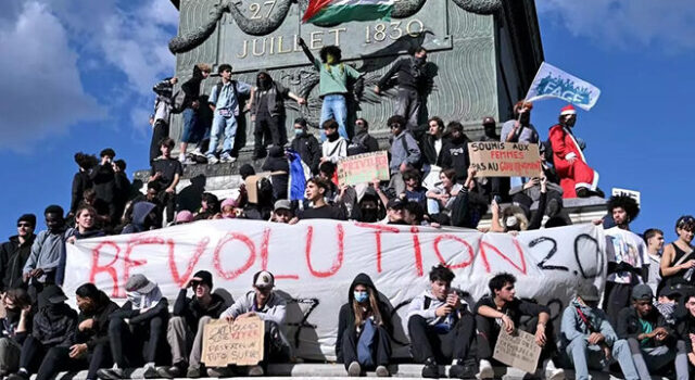 Ver «Octubre revolucionario en todo el mundo» Columna de Celso Calfullan