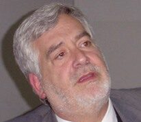 JUAN PABLO CÁRDENAS Y EL EXTERMINIO DE LA PRENSA DE CENTRO-IZQUIERDA